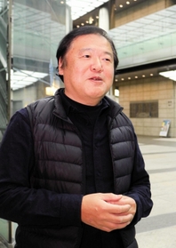 「母の実家がある淡路島で子どものころ見聞きした経験が、自然を好きになる土台になった」と話す新之介さん
