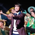 撮影所の助監督、健司を熱演する月城かなと（撮影・小林良多）
