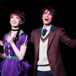 現実の世界に飛び出してきた美雪（海乃美月）と幸せな時を過ごす健司（月城かなと）（撮影・小林良多）