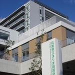 ５月に開院予定の「兵庫県立はりま姫路総合医療センター」。キャスティ２１で最後の施設整備となる＝姫路市神屋町（撮影・山本　晃）