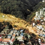 阪神・淡路大震災で地滑りが起き３４人が犠牲になった現場＝１９９５年１月１７日、西宮市仁川百合野町
