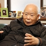 拉致問題の早期解決を訴える有本明弘さん＝１２日午後、神戸市長田区（撮影・長嶺麻子）