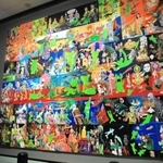 みうらじゅんさんが亡くなる直前に走馬灯のように見るであろう光景を描いた「コロナ画」シリーズ。幼少期の自画像も描かれている＝アサヒビール大山崎山荘美術館