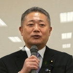 「兵庫維新政治塾」で講演する馬場伸幸・日本維新の会共同代表＝１６日午後、神戸市中央区