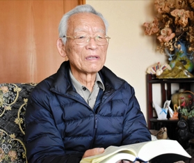暴対法に基づく山口組の指定作業を振り返る宮田常勝さん＝姫路市内