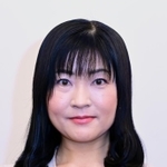 相崎佐和子氏
