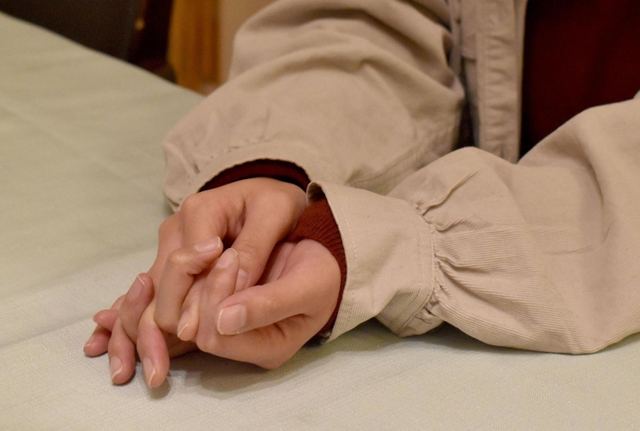 連続児童殺傷事件で重傷を負い、看護師になった女性。「中高生の男子が怖い時期もあった」と明かす＝兵庫県内