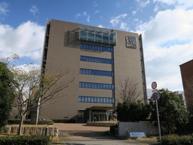 理化学研究所生命機能科学研究センター＝神戸市中央区港島南町２