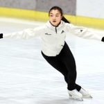 練習を公開したフィギュアスケート女子で北京冬季五輪代表の坂本花織＝２０２２年１月１１日、神戸市中央区（代表撮影）