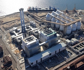 神戸発電所３、４号機＝２０２２年１月、神戸市灘区灘浜東町２