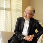 大月死刑囚の弁護人の一人だった足立修一弁護士。裁判のやり直しをあきらめていない＝広島市内