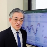 第７波を警戒し「高齢者の感染を減らさないといけない」と話す神戸大病院の宮良高維・感染制御部長＝神戸市中央区楠町７