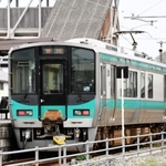 利用者が少ないとして、ＪＲ西日本が収支を公表した加古川線。赤字解消の方向性を見いだせていない＝１１日午後、西脇市野村町、西脇市駅（撮影・伊田雄馬）