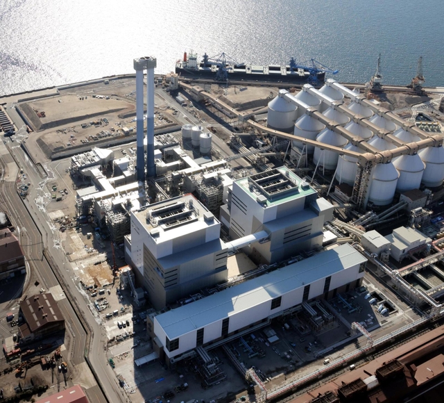 神戸発電所３、４号機＝２０２年１月、神戸市灘区灘浜東町２