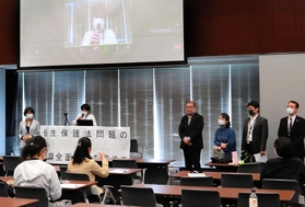 全国組織結成を報告する支援者ら＝東京都千代田区、参院議員会館