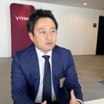 「シャレン！アウオーズ」を受賞したノエビアスタジアム神戸でのワクチン大規模接種活動について語るＪ１神戸の菊地隆之スタジアムエンターテイメント部長＝神戸市内