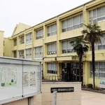 豊岡聴覚特別支援学校＝豊岡市三坂町