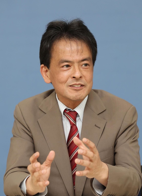 参院選兵庫選挙区に立候補した片山大介氏＝兵庫県庁（撮影・長嶺麻子）