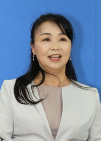 参院選兵庫選挙区に立候補した中曽千鶴子氏＝兵庫県庁（撮影・鈴木雅之）