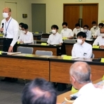 水上バイクの事故防止に向け、兵庫県内の関係機関が集まった連絡調整会議＝神戸市中央区下山手通４