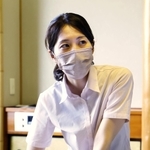 女流王位戦第４局を制し、タイトルを防衛した里見香奈女流王位＝７日午後、徳島市、ＪＲホテルクレメント徳島