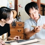 「弟子入りワークショップ」（指導・田中孝明さん）＝富山県南砺市（ベッドアンドクラフト提供）