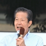 神戸で応援演説をした公明党の山口那津男代表＝２６日午前、神戸市中央区元町通２（撮影・坂井萌香）
