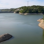 農業用水や水道に使用される呑吐（どんど）ダムの貯水率は２０日時点で７２・１％になった＝２８日午後、神戸、三木市境（撮影・秋山亮太）