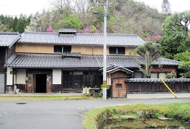 明治期には養蚕も行われた澁谷家住宅主屋＝豊岡市但東町中山（同市提供）