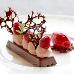 過去に手掛けてきたデザート（久保さん提供）