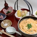 豊島将之九段が注文した「そば膳」＝神戸市北区有馬町、中の坊瑞苑（撮影・長嶺麻子）