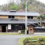 明治期には養蚕も行われた澁谷家住宅主屋＝豊岡市但東町中山（同市提供）