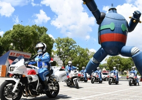 神戸新聞next 総合 県外での大規模災害に備え 白バイ隊ｏｂ集結 兵庫ブルーマスターズ 再始動