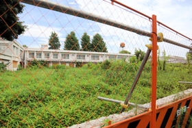 「少年Ａ」が収容された関東医療少年院の跡地。今はもう使われていない＝６月、東京都府中市
