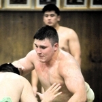 稽古に励むダニーロ・ヤブグシシンさん＝兵庫県西宮市上大市５、報徳学園