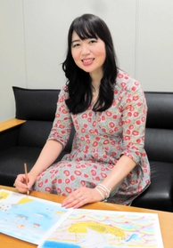 太田さんの絵本で挿絵を担当した稲田瑞穂さん＝東京都千代田区、神戸新聞社東京支社