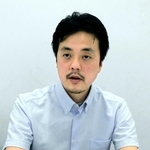 安倍晋三元首相の国葬について語る高原耕平さん＝神戸新聞社