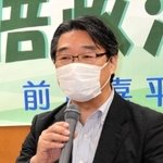 「安倍政治の総決算」をテーマに講演する文科省元事務次官の前川喜平さん＝神戸市長田区若松町、長田区文化センター