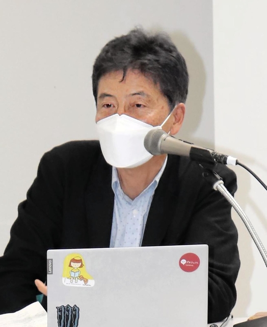 宮城県石巻市立大川小６年だった次女を亡くし、語り部を続ける佐藤敏郎さん＝２３日、神戸市中央区脇浜海岸通１