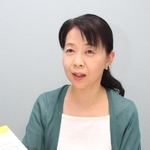 「家事の経験が仕事に生きることもある」と話す野間和美さん＝三田市天神１