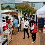 ぼうさいこくたいの屋外展示ブース＝２２日午後、神戸市中央区脇浜海岸通１（撮影・中西幸大）