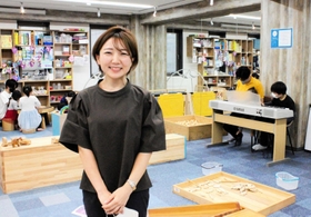 「学校・園・職場、家庭に次ぐ第３の場がポルト」と話す佳山奈央さん＝神戸市中央区八幡通４、ＰＯＲＴＯ