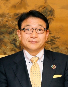 清元秀泰氏