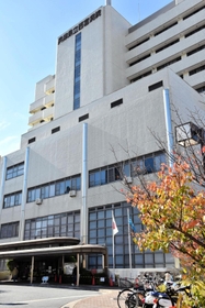 ２０１６年に認知症患者の転倒事故があった兵庫県立西宮病院＝西宮市六湛寺町