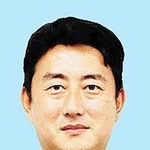 松本真氏