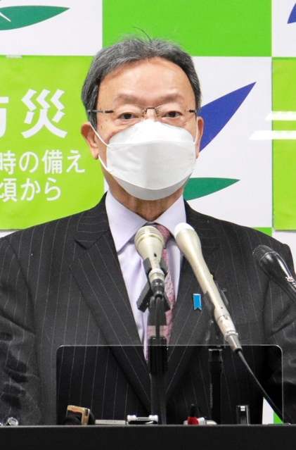 閣議後の記者会見に臨んだ谷公一国家公安委員長兼防災担当相＝９日午前、内閣府