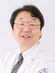 栗本康夫院長（神戸アイセンター病院提供）