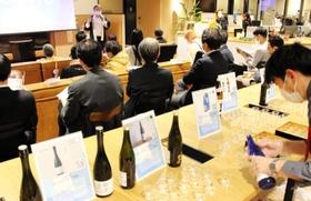 神戸・灘の酒を首都圏でアピールした催し＝東京都千代田区