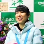 感謝状贈呈式で優勝の喜びや今後の抱負を語る三原舞依選手＝兵庫県尼崎市、尼崎スポーツの森