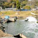 海水の２倍の酸素濃度にした大きな養殖池＝姫路市的形町的形